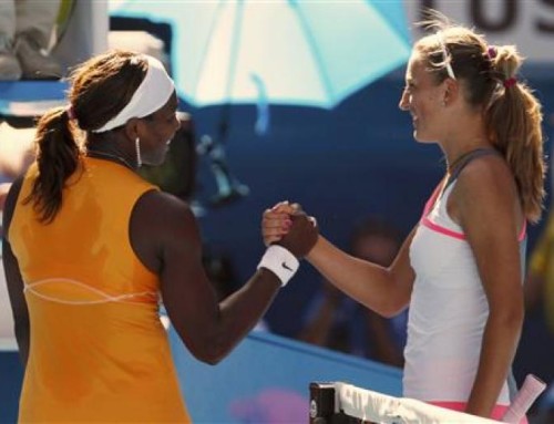 Serena Williams Squeaks Out Win Over Azarenka