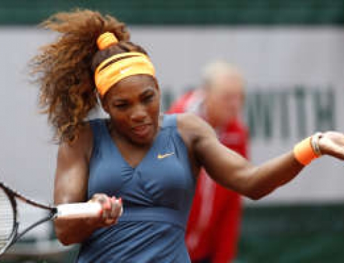 Serena Williams advances at French Open